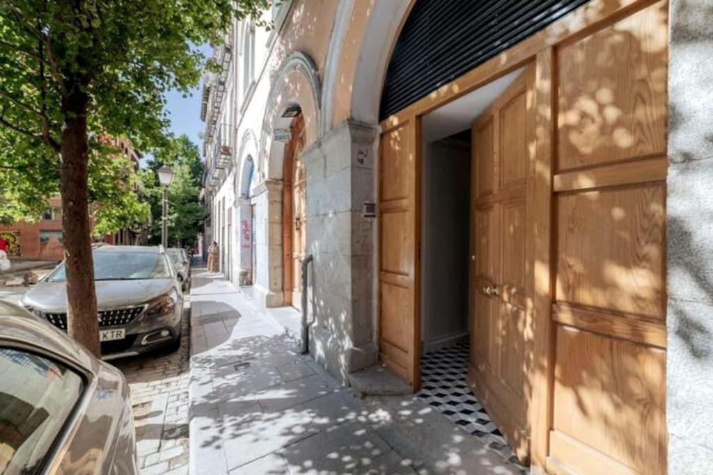 La Maja Apartment Madrid Luaran gambar